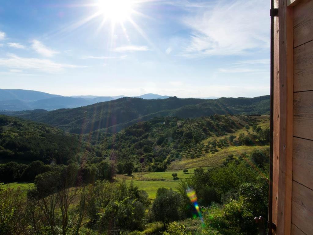 Casa La Valle, Gubbio, Frazione Santa Cristina Bed and Breakfast Eksteriør billede