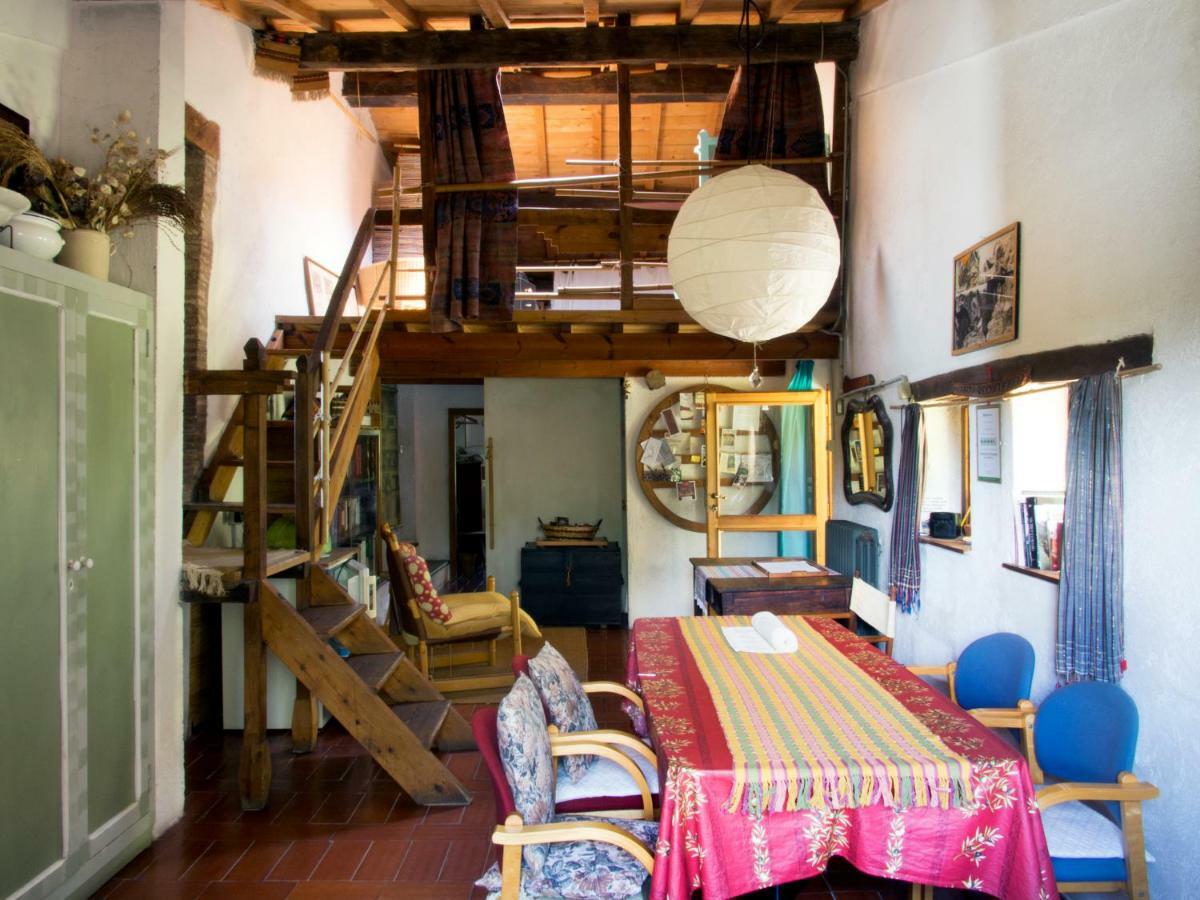 Casa La Valle, Gubbio, Frazione Santa Cristina Bed and Breakfast Eksteriør billede